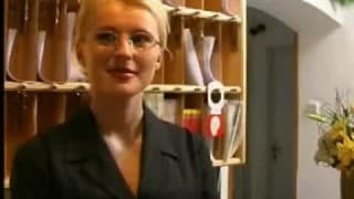 Hübsche Hure, die Analsex sehr genießen will Hübsche Hure, die Analsex sehr genießen will