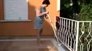 Diese reife Alte wird heftig gebumst