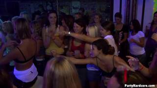 Gruppensex, Blowjob, Sexy Dessous, Exhibitionist, Europäisch, CFNM, Upskirt
