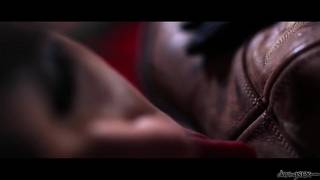 Holly D in einem Pornofilm für Frauen