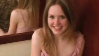 Zärtlichkeiten für junge schöne Frau