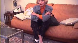 Diese blonde Milf hat ihren ersten Gangbang Diese blonde Milf hat ihren ersten Gangbang