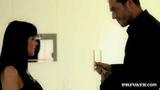 Anastasia Brill bekommt den Arsch penetriert