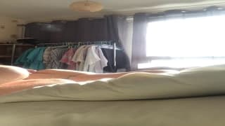 Dieser fette Kerl genießt seine Ehefrau heute