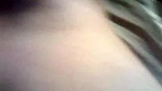 Dieser Typ fickt ihren Arsch hart durch