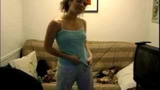 Das ist ein Striptease vor der Webcam