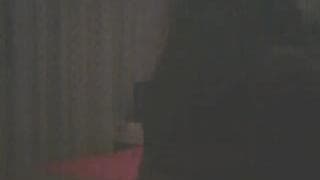 Heißer Sex in einem dunklen Zimmer für sie