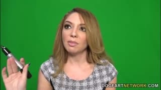 Kiki Daire hat hinter den Kulissen viel Spaß