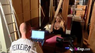 Juliette ist eine Schwarze, die immer Sex will