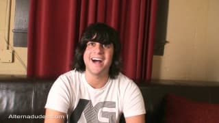 Aaron Cellar masturbiert gerne für uns