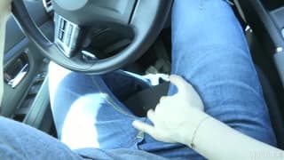 Jessie Andrews wird mega geil dank ihm