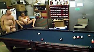 Sie verbringen Zeit mit dem Spielen Sie verbringen Zeit mit dem Spielen