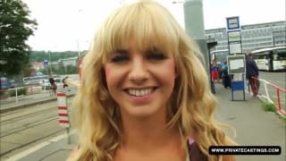 Bella bumst gerne an der frischen Luft Bella bumst gerne an der frischen Luft