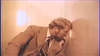 Vintage-Schwulenszene mit Blasen und Analsex Vintage-Schwulenszene mit Blasen und Analsex