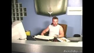 Bestätigen Sie Ihr Alter