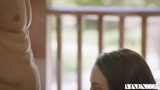 Lily bekommt als Maklerin eine Extra-Provision