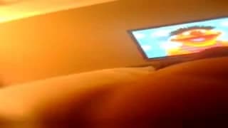 Dieser Typ mag es wenn seine Alte ihn reitet