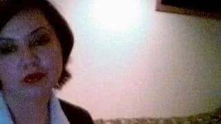 Sie schaut so unschuldig aus aber nein.