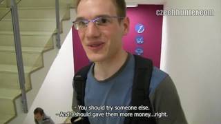 Dieser Kerl ist leicht für Analsex zu haben Dieser Kerl ist leicht für Analsex zu haben