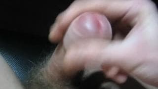 Ich wichse vor der Cam nach einem langen Tag