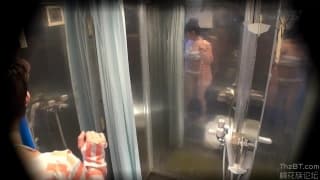 Bestätigen Sie Ihr Alter