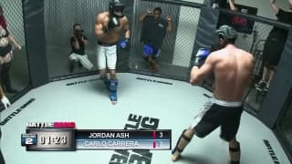 April Oneil wird in dem Käfig gefickt