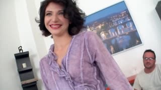 Katy wird gefickt, während ein Kerl zusieht Katy wird gefickt, während ein Kerl zusieht