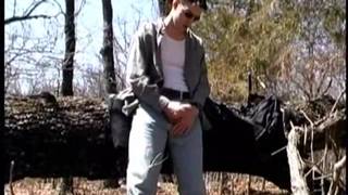 Derrick Windsor liebt es im Freien zu wichsen