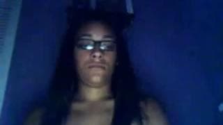 Diese Streber-Braut liebt es zu streicheln