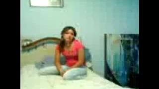 Eine Rodeo-Hure reitet seinen harten Schwanz