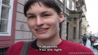 Teen beim ficken in einer öffentlichen Toilette Teen beim ficken in einer öffentlichen Toilette