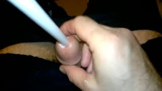 Er mag mit versauter Scheiße Freude fühlen