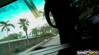 Bestätigen Sie Ihr Alter