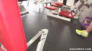 Bestätigen Sie Ihr Alter