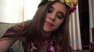 Diese Schlampe saugt Schwanz wie ein echter Blowjob-Profi