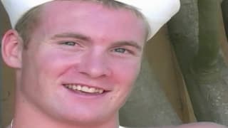 Greg Logan masturbiert gerne in Uniform Greg Logan masturbiert gerne in Uniform