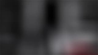 Raylin Ann unterworfen und an einen Baum gebunden