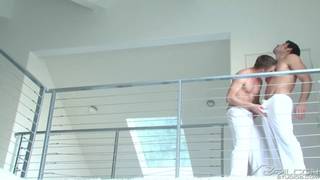 John Magnum und Brandon Lewis lutschen Schwanz John Magnum und Brandon Lewis lutschen Schwanz