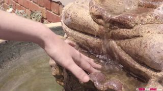 Lesbische Schlampen, die sich um sich kümmern