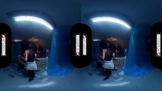 In virtueller Realität aufgenommene Sex-Parodie. In virtueller Realität aufgenommene Sex-Parodie.