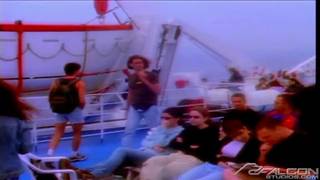 Während einer Kreuzfahrt ficken diese Typen in ihrem Zimmer