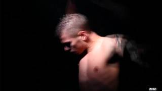 Paul Walker wird von Tyson Tyler das Sperma abgesaugt