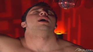 Alex Eden und Andrew Justice genießen analen Freuden