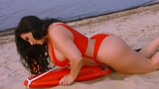 Baywatch Parodie Video mit vollbusiger Korina Kova Baywatch Parodie Video mit vollbusiger Korina Kova