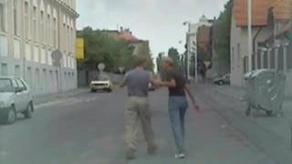 Zwei Blonde Sonnyboys lutschen sich gegenseitig die Schwänze Zwei Blonde Sonnyboys lutschen sich gegenseitig die Schwänze