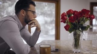 Angela White geht für Sex mit Ehemann ins Hotel