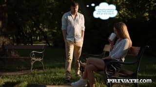 Die blonde Eveline Dellai hat ein Date im Park, das mit einem Fick endet Die blonde Eveline Dellai hat ein Date im Park, das mit einem Fick endet
