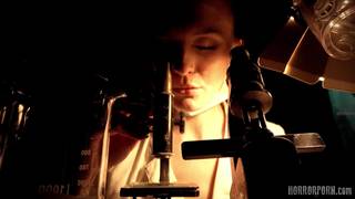 Tintenfisch Monster fickt die Muschi der Ärtztin und stöhnt