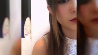 Sexy, asiatisches Mädchen, will voll befriedigt werden