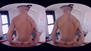 Eine heiße VR-Sitzung mit gutem Analsex